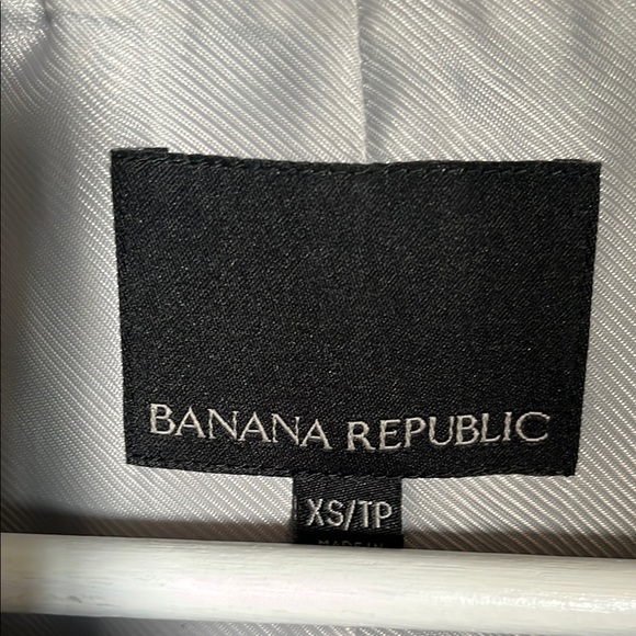 Banana Republic Gray Wool Coat - Picture 2 of 8